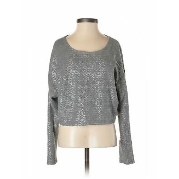 Hollister Women Gray Pullover CropTop Sweater Medium ***$5 FINAL SALE**** - Picture 1 of 6